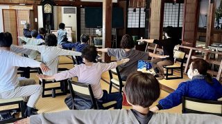 【開催報告&次回案内】お寺でピラティス